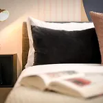 Colorbox - By Loginn Tel-Avivian Hotels
