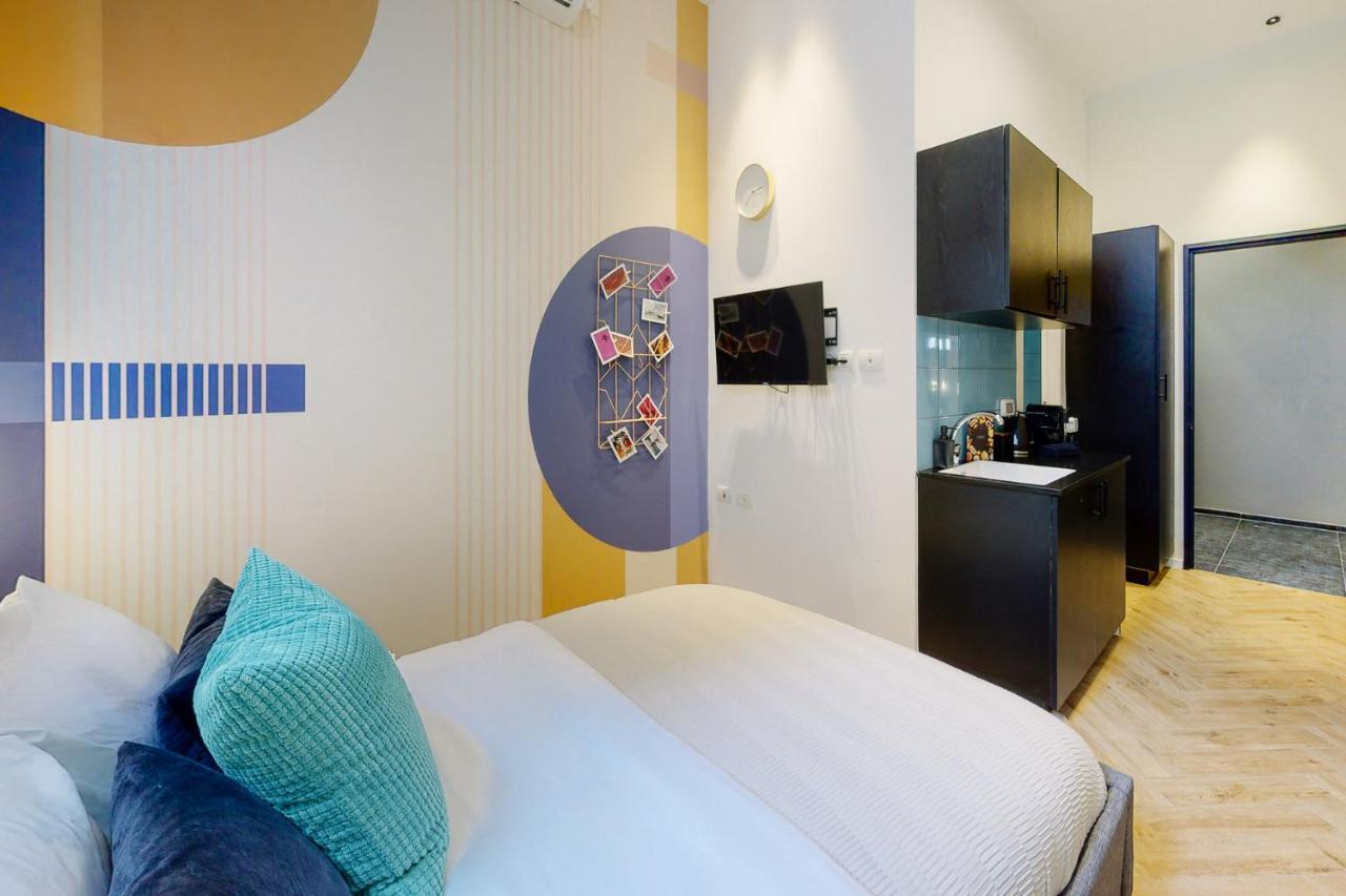 Colorbox - By Loginn Tel-avivian Tel-Aviv